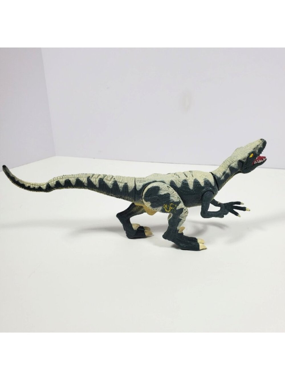 Velociraptor Cyclops Dinosaur Jurassic Park 1997 UCS Amblin - Picture 9 of 16